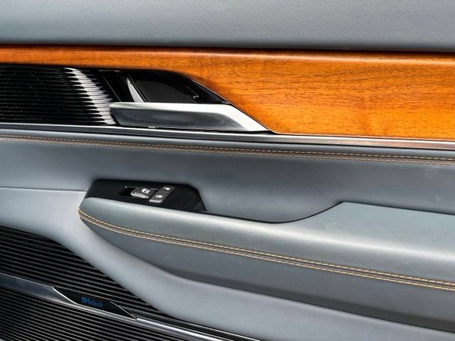 Certified 2022 Jeep Grand Wagoneer Series II AWD/4WD image 22