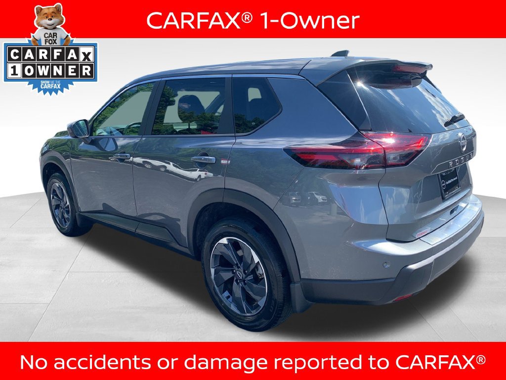 Certified 2025 Nissan Rogue SV FWD image 4