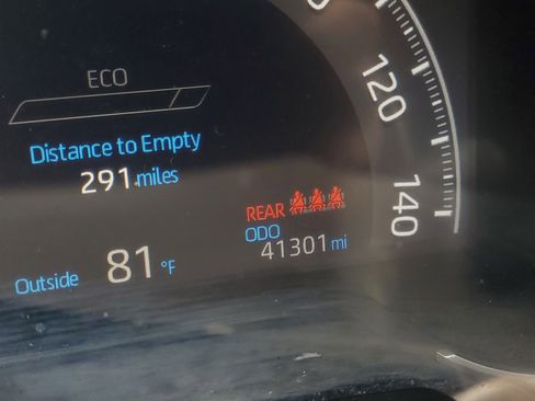 Used 2023 Toyota RAV4 LE image 24