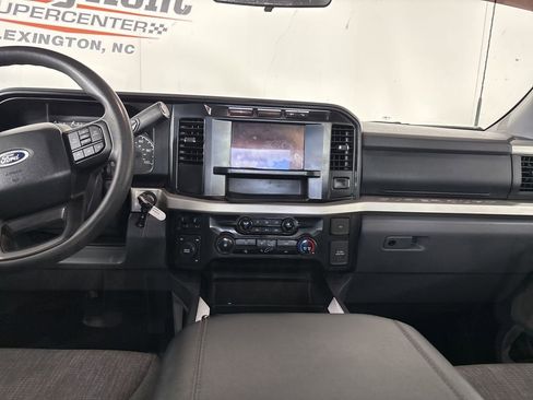 Used 2024 Ford F350 XLT w/ FX4 Off-Road Package image 21