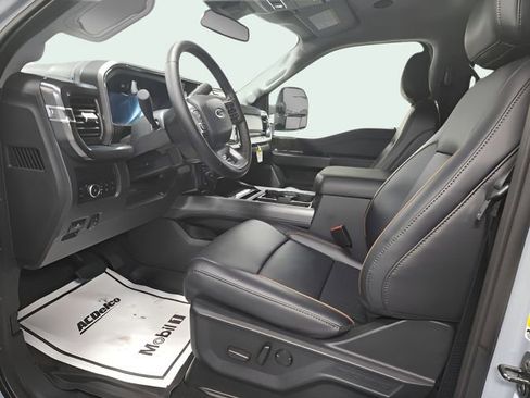New 2025 Ford F250 Lariat w/ Lariat Ultimate Package image 10