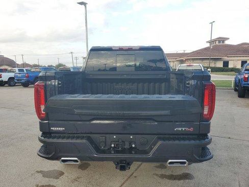 New 2026 GMC Sierra 1500 AT4 w/ Technology Package image 14
