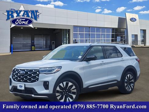 Used 2025 Ford Explorer Platinum w/ LUX Leather Package AWD/4WD image 1