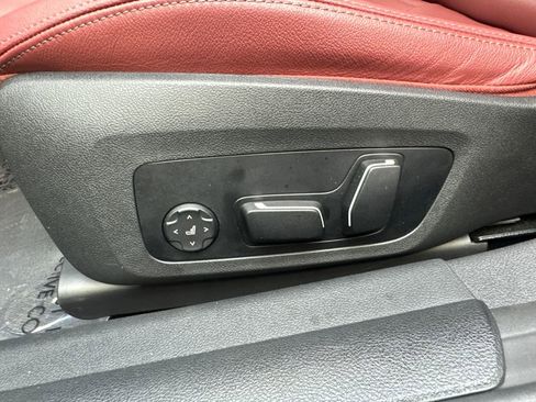 Used 2025 BMW i4 eDrive40 RWD image 30