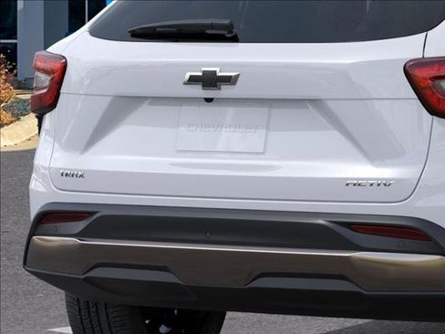 New 2026 Chevrolet Trax ACTIV w/ Driver Confidence Package image 14