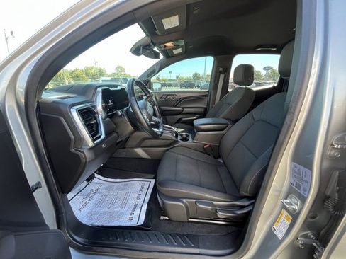 Used 2024 GMC Canyon Elevation image 11