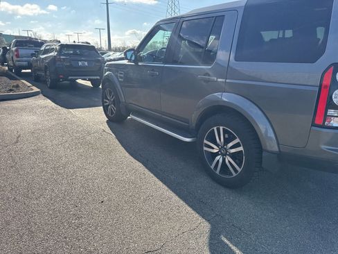 Used 2015 Land Rover LR4 HSE LUX image 9