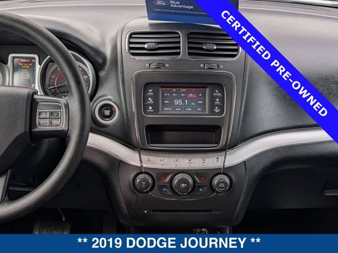 Used 2019 Dodge Journey SE w/ Blacktop Package image 19