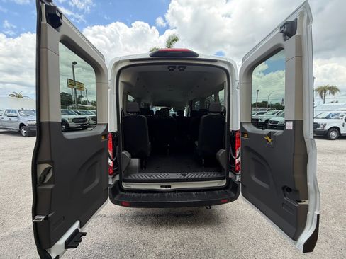 Used 2026 Ford Transit 350 XLT RWD image 7