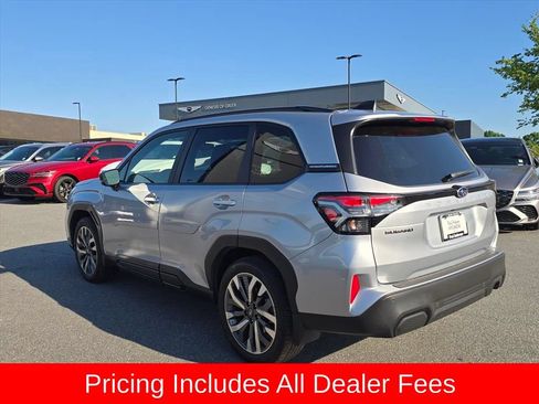 Used 2025 Subaru Forester Touring w/ Popular Package - Touring AWD/4WD image 5