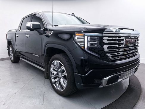 Used 2023 GMC Sierra 1500 Denali w/ Denali Reserve Package image 12