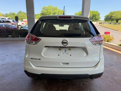 Used 2015 Nissan Rogue S FWD image 5