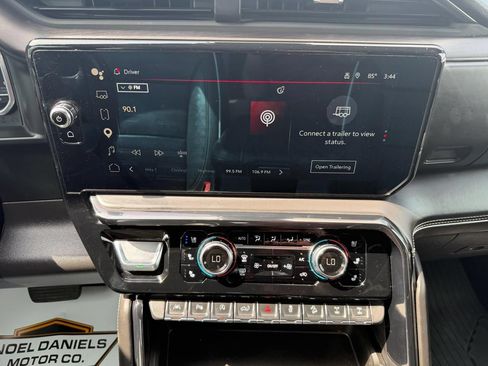Used 2023 GMC Sierra 1500 AT4X w/ AT4X AEV Edition AWD/4WD image 22