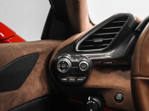 Certified 2020 Ferrari 488 Pista Coupe image 55