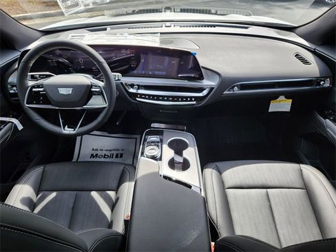 New 2025 Cadillac Lyriq Sport image 15