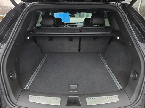 Used 2025 Cadillac XT5 Premium Luxury image 40