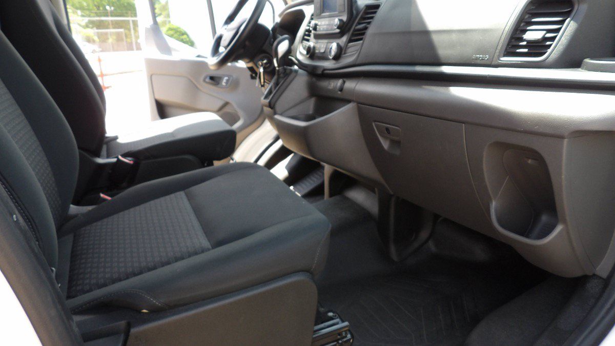 Used 2025 Ford Transit 250 Low Roof w/ Exterior Upgrade Package RWD image 18