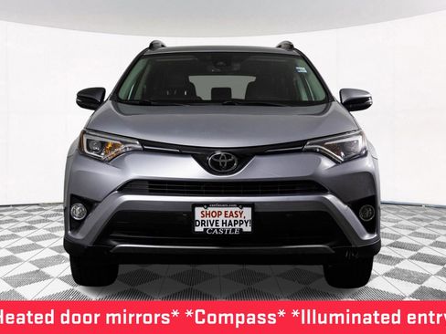 Used 2018 Toyota RAV4 Limited image 7