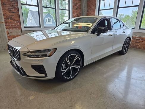 New 2024 Volvo S60 B5 Core w/ Climate Package image 11