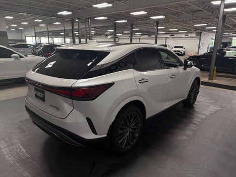 Used 2025 Lexus RX 350 w/ Convenience Package AWD/4WD image 4
