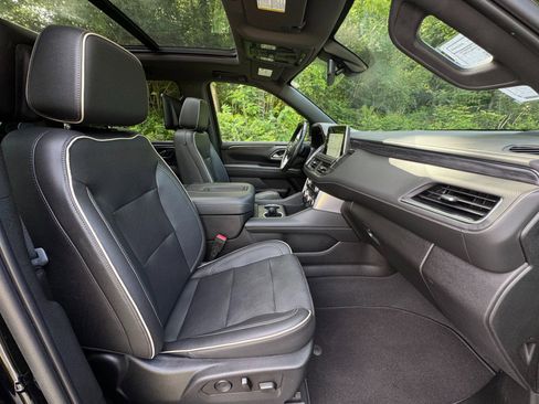 Used 2022 GMC Yukon XL SLT w/ SLT Premium Package AWD/4WD image 33