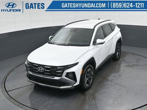 New 2026 Hyundai Tucson SEL w/ Tow & Go Package image 44