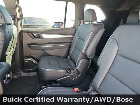 Certified 2025 Buick Enclave Preferred image 26