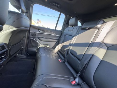 New 2026 Jeep Grand Cherokee Limited w/ Limited Altitude Package image 16