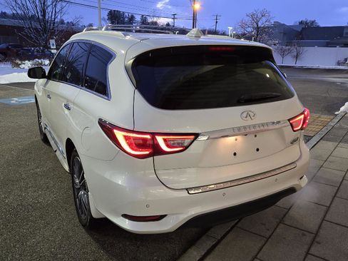 Certified 2019 INFINITI QX60 Luxe w/ Sensory Package image 13