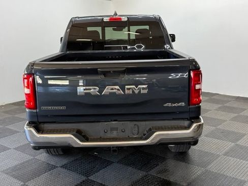 Used 2025 RAM 1500 Big Horn AWD/4WD image 10