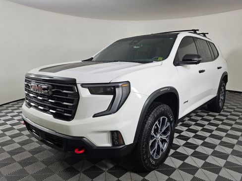 Used 2025 GMC Acadia AT4 AWD/4WD image 7