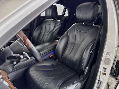 Used 2018 Mercedes-Benz S 560 4MATIC Sedan image 11