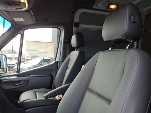 New 2026 Mercedes-Benz Sprinter 2500 image 12