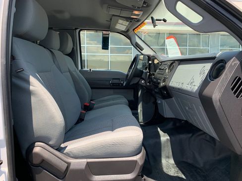 Used 2016 Ford F550 4x4 SuperCab Super Duty image 22