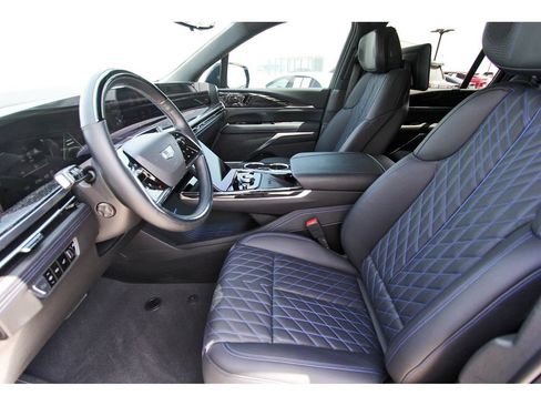 Used 2025 Cadillac Escalade IQ Sport 1 AWD/4WD image 6