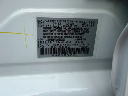Used 2024 Nissan Sentra SV FWD image 30