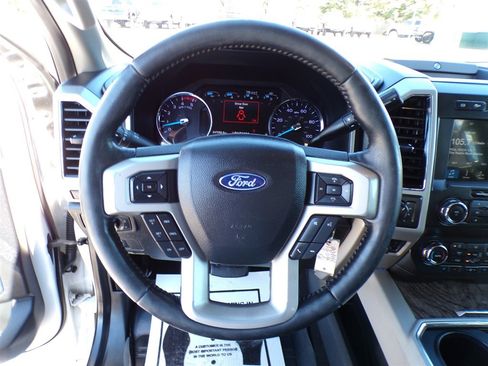 Used 2019 Ford F250 Lariat w/ Lariat Value Package image 30