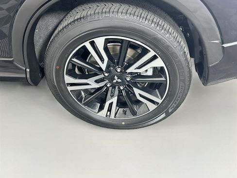 Used 2024 Mitsubishi Eclipse Cross SEL AWD/4WD image 11