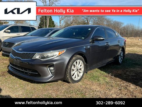 Used 2018 Kia Optima S image 1