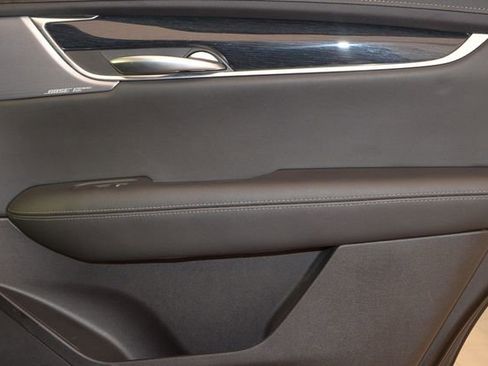 Used 2024 Cadillac XT5 Premium Luxury image 13