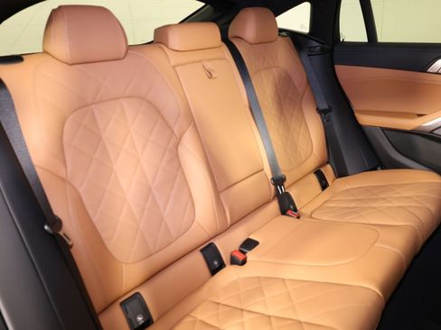 Used 2023 BMW X6 xDrive40i w/ Premium Package image 42