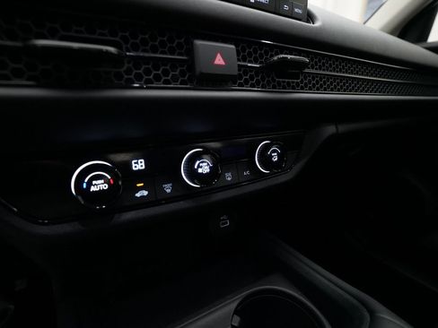 Certified 2023 Honda HR-V LX image 20