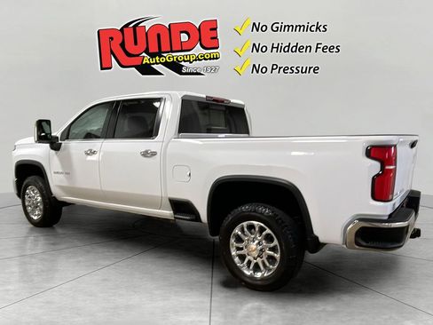 Used 2025 Chevrolet Silverado 3500 LTZ w/ LTZ Plus Package image 3