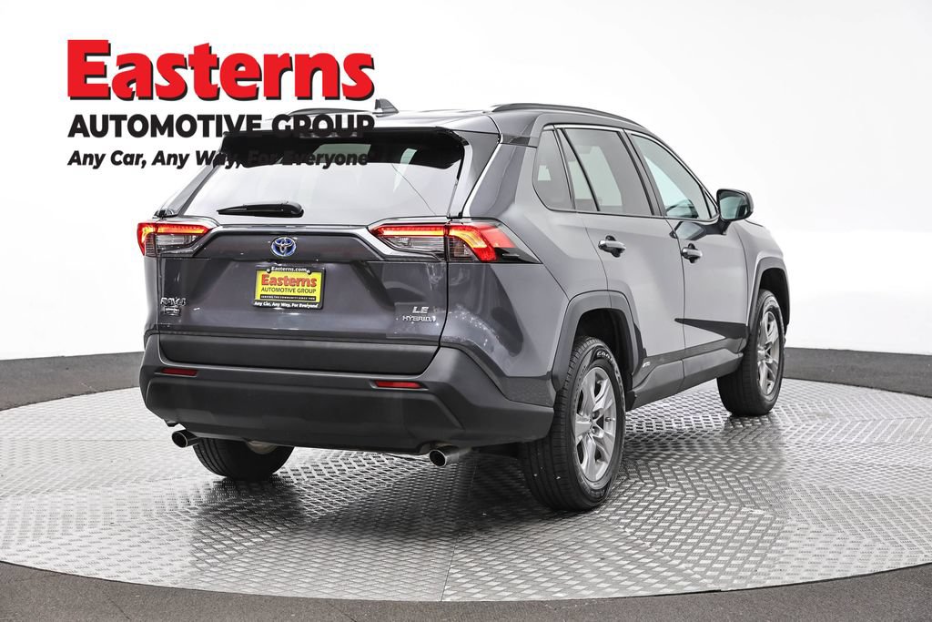 Used 2023 Toyota RAV4 LE AWD/4WD image 6