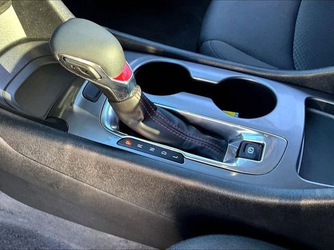 Used 2023 Chevrolet Malibu RS image 19