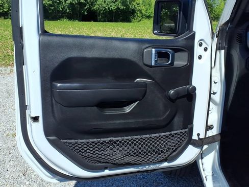 Used 2023 Jeep Wrangler Unlimited Sport AWD/4WD image 20