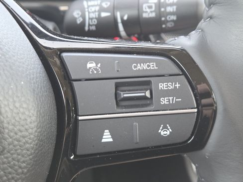 Used 2023 Honda CR-V EX-L image 31