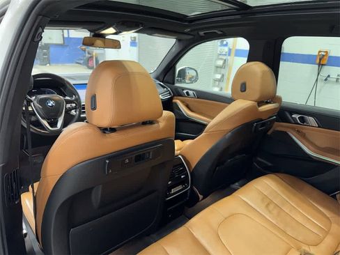 Used 2022 BMW X5 xDrive45e w/ Climate Comfort Package image 30
