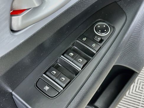 Certified 2024 Kia Forte LXS FWD image 17