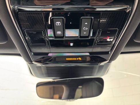 New 2025 Land Rover Range Rover Sport Dynamic SE image 12